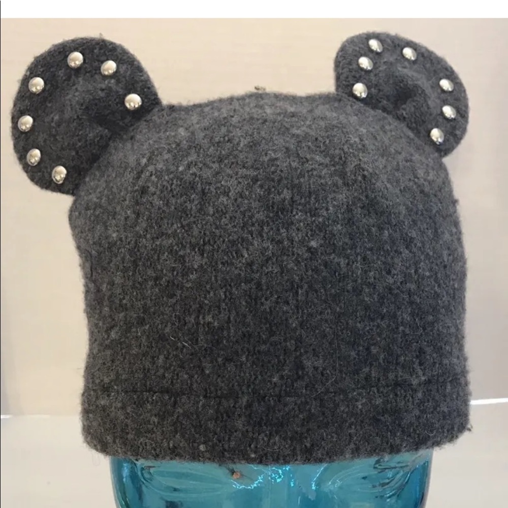 New HELENE BERMAN  Studded Wool Blend Teddy Bear Hat Gray Women Beanie Italy